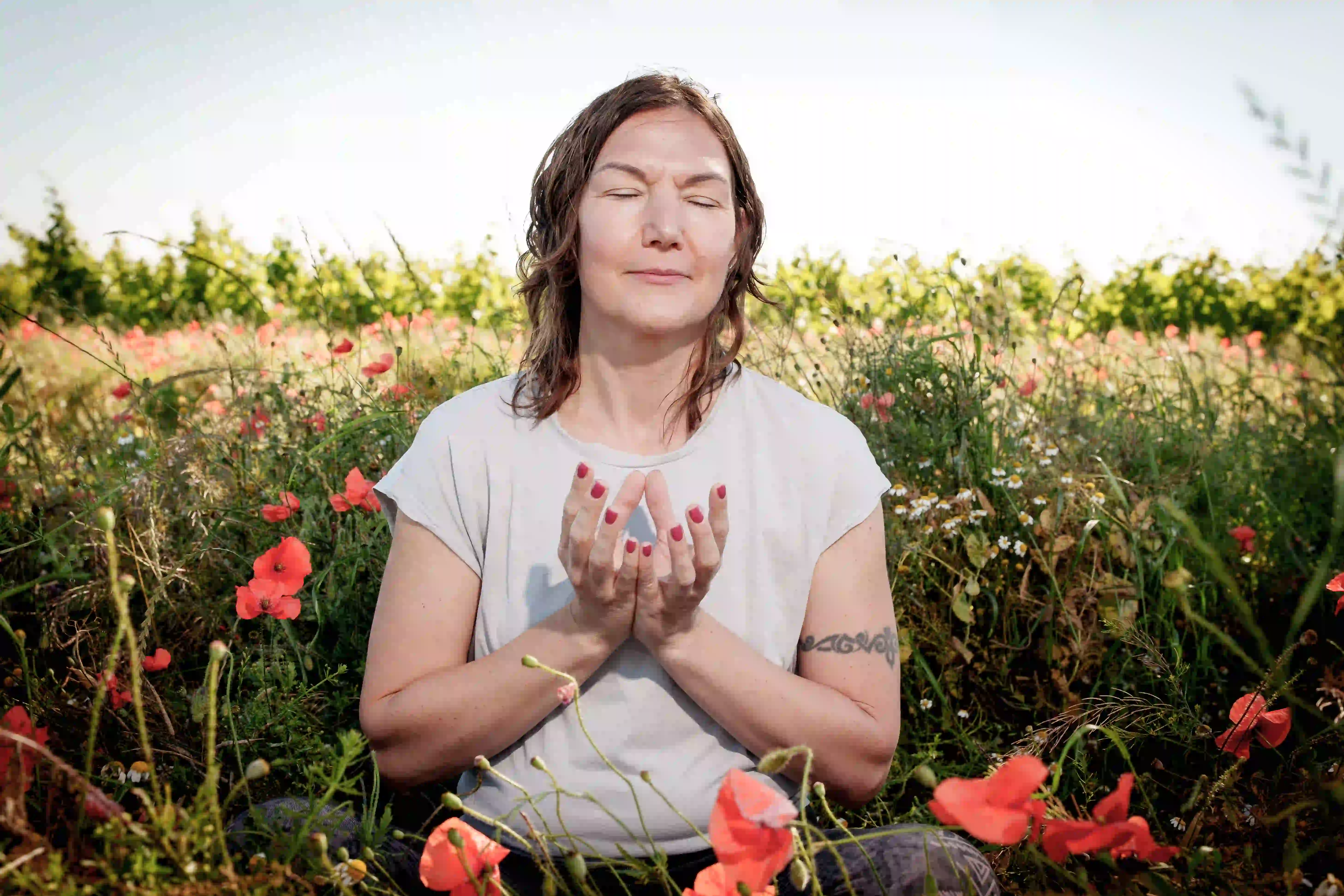 Outdoor-Yoga in natürlicher Umgebung